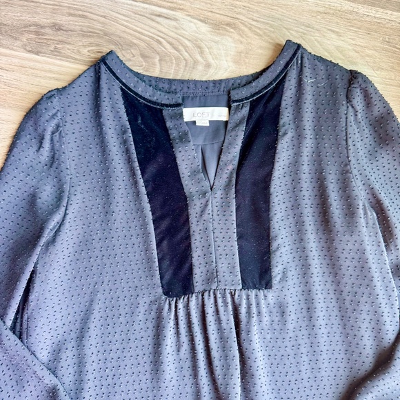 LOFT Petites Swiss Dot Velvet Trim Black Long Sleeve Blouse Size SP - Picture 3 of 11